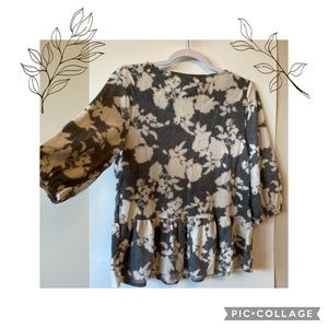 W5 Concepts Floral Shirt Top Size XS